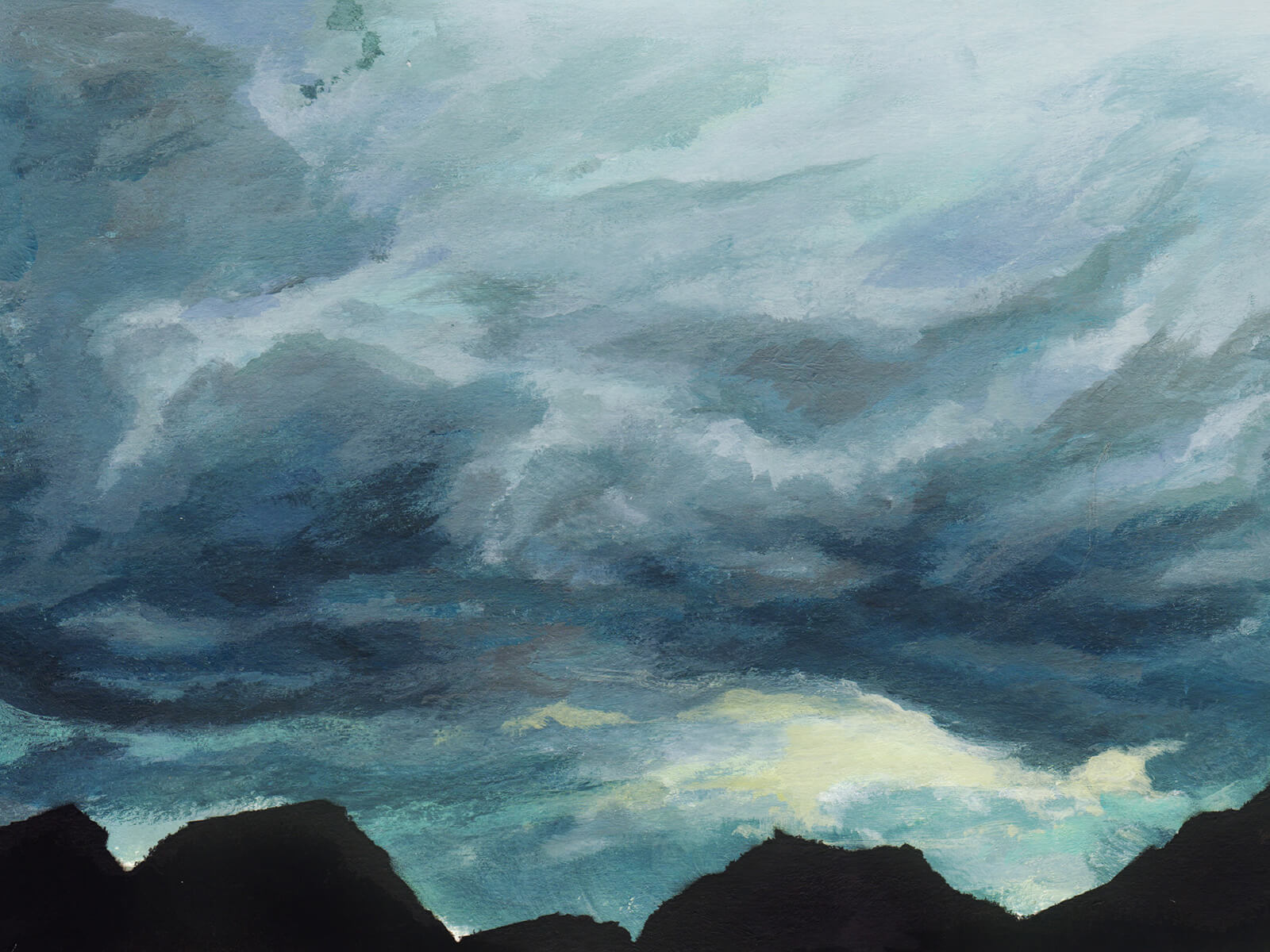 Pintura de nubes de tormenta, azul grisáceas, sobre los picos de unas montañas negras.