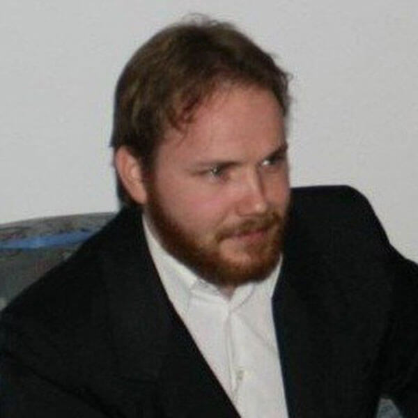 Portrait image of Silvio Clausen