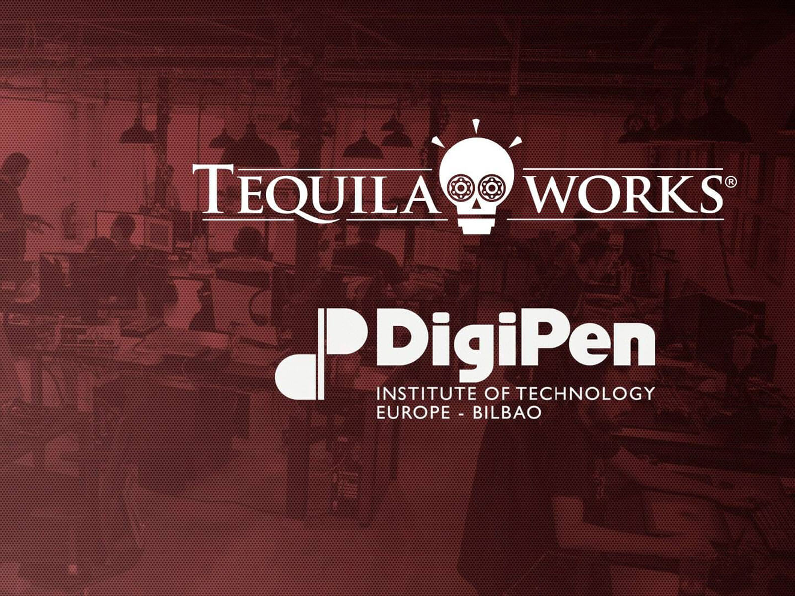 Los logos de Tequila Works y DigiPen impresos sobre la foto de un equipo de desarrolladores de juegos trabajando